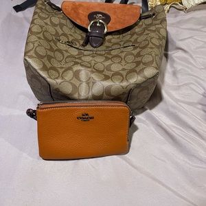 Coach set back pack and wallet